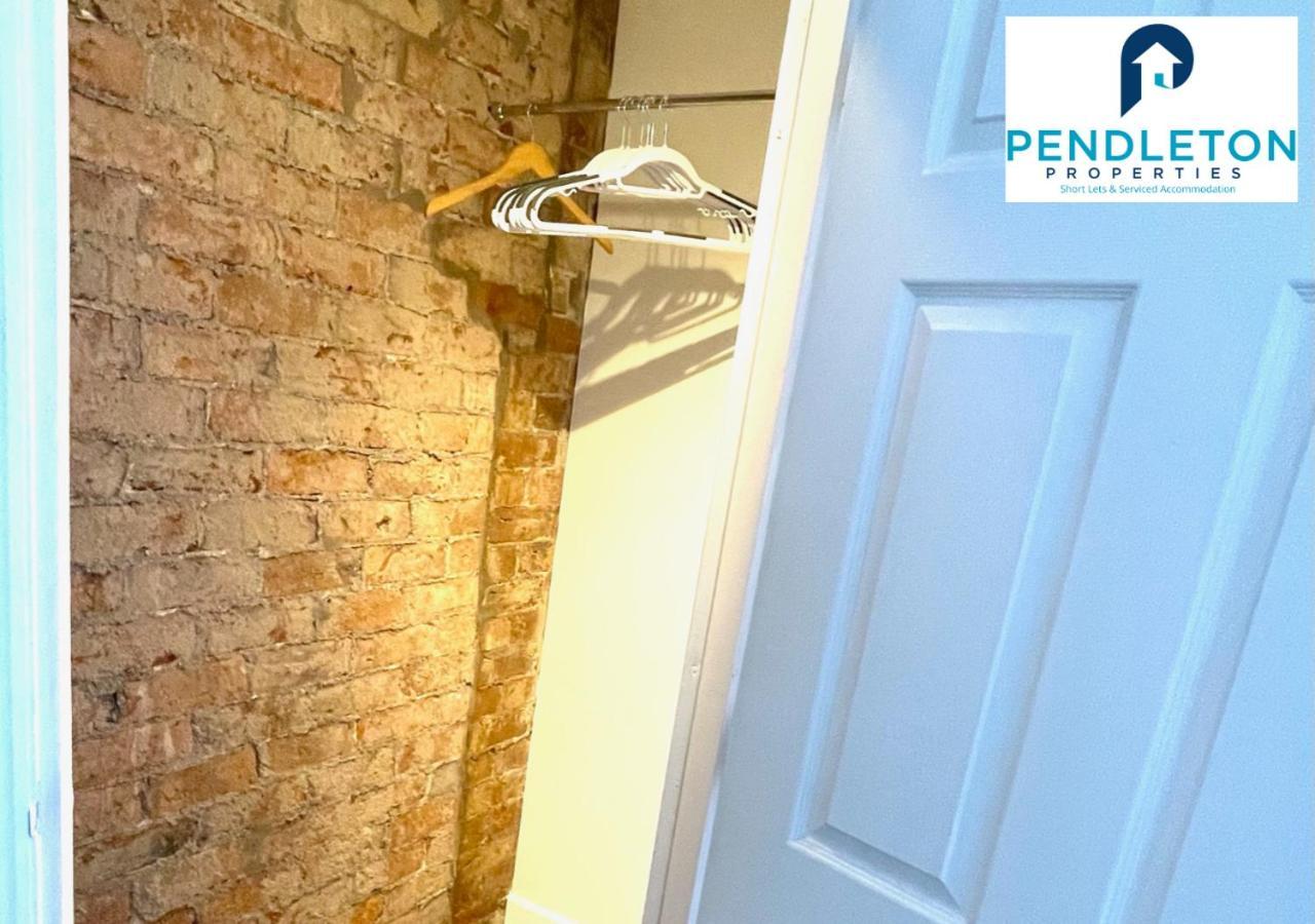 Вилла Modern 3 Bed House With Free Parking And Wi-Fi Престон Экстерьер фото
